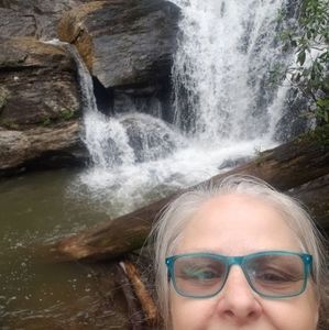 Meet your Posher, Jeanmarie